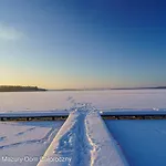 Czarny Kot Mazury Dom Caloroczny Malkinie