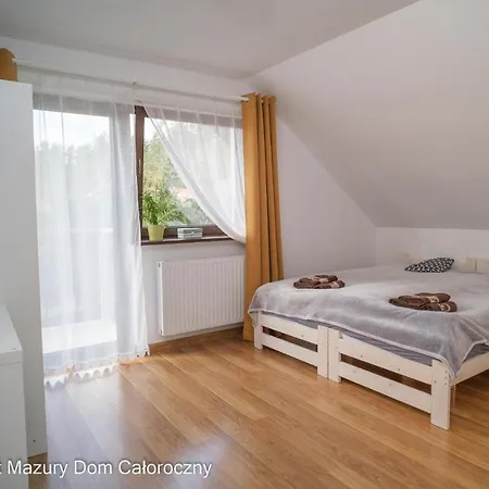 Holiday home Czarny Kot Mazury Dom Caloroczny
