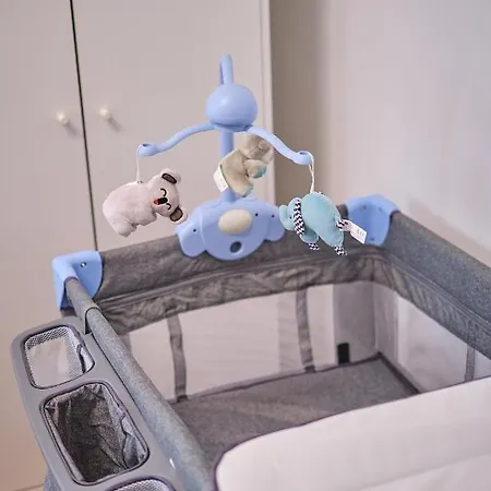 Czarny Kot Mazury Dom Caloroczny *