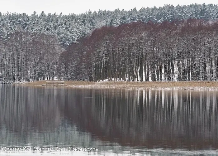 Czarny Kot Mazury Dom Caloroczny Holiday home